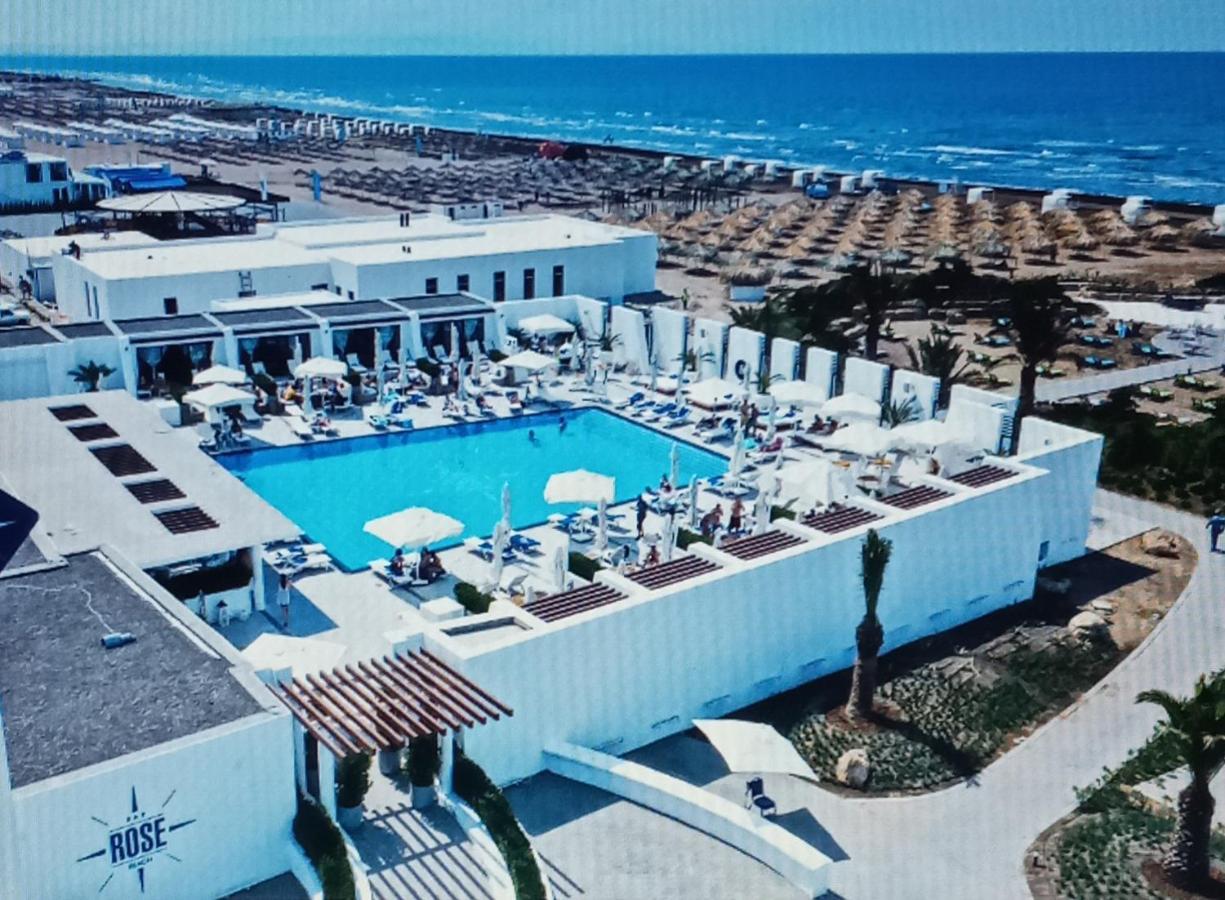Sea Breeze Hotel Nardaran Екстериор снимка
