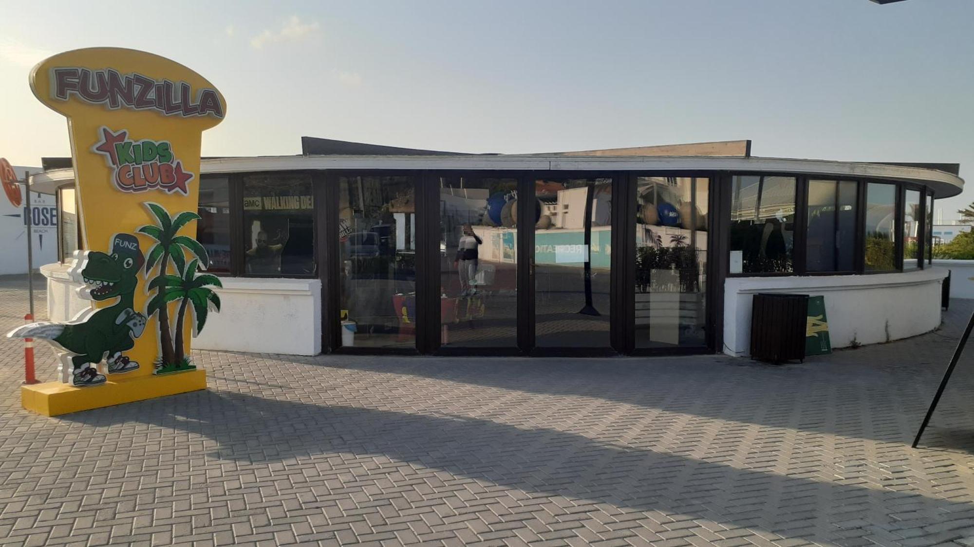Sea Breeze Hotel Nardaran Екстериор снимка
